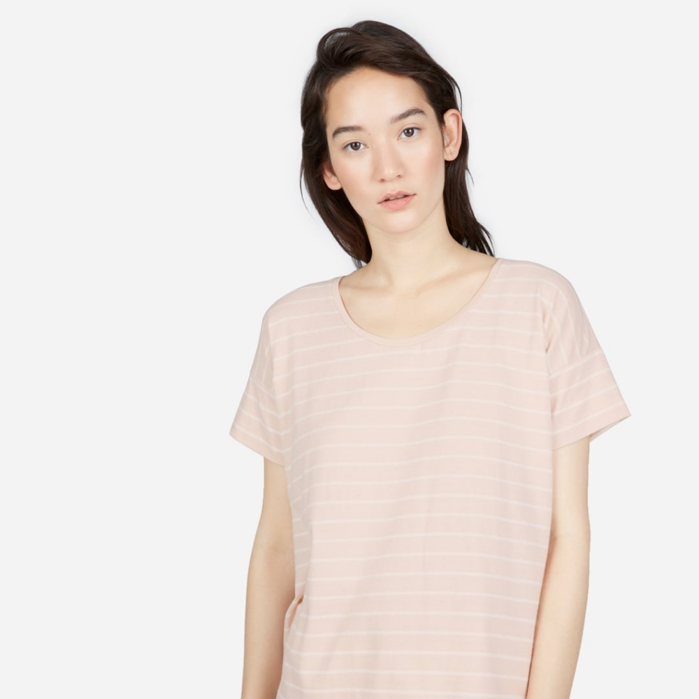 🌺Moving Sale!🪴 The Square Tee
